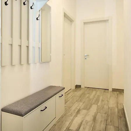 La Maison 4* פראייה א מארה